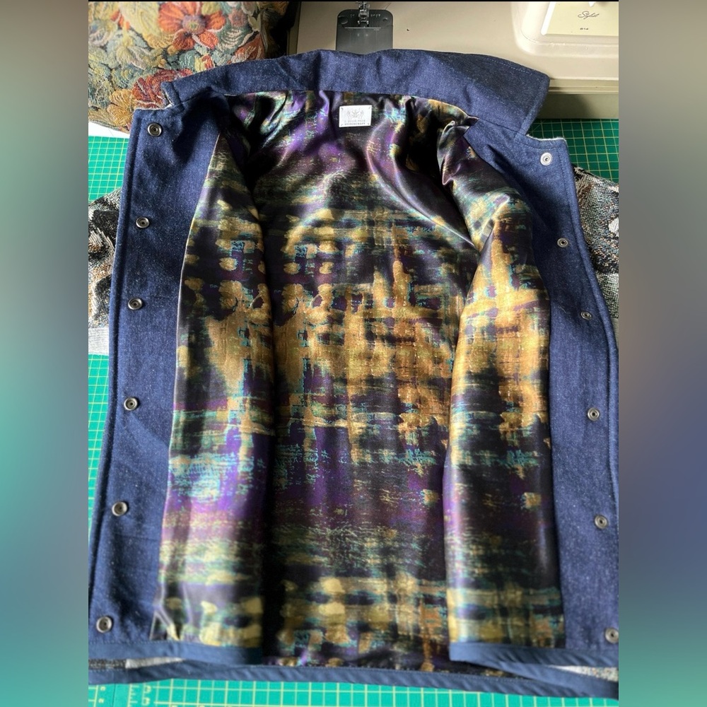 Tapestry blanket jacket, crafted from secondhand textiles, ladies' size S-L - Picture 6 of 11